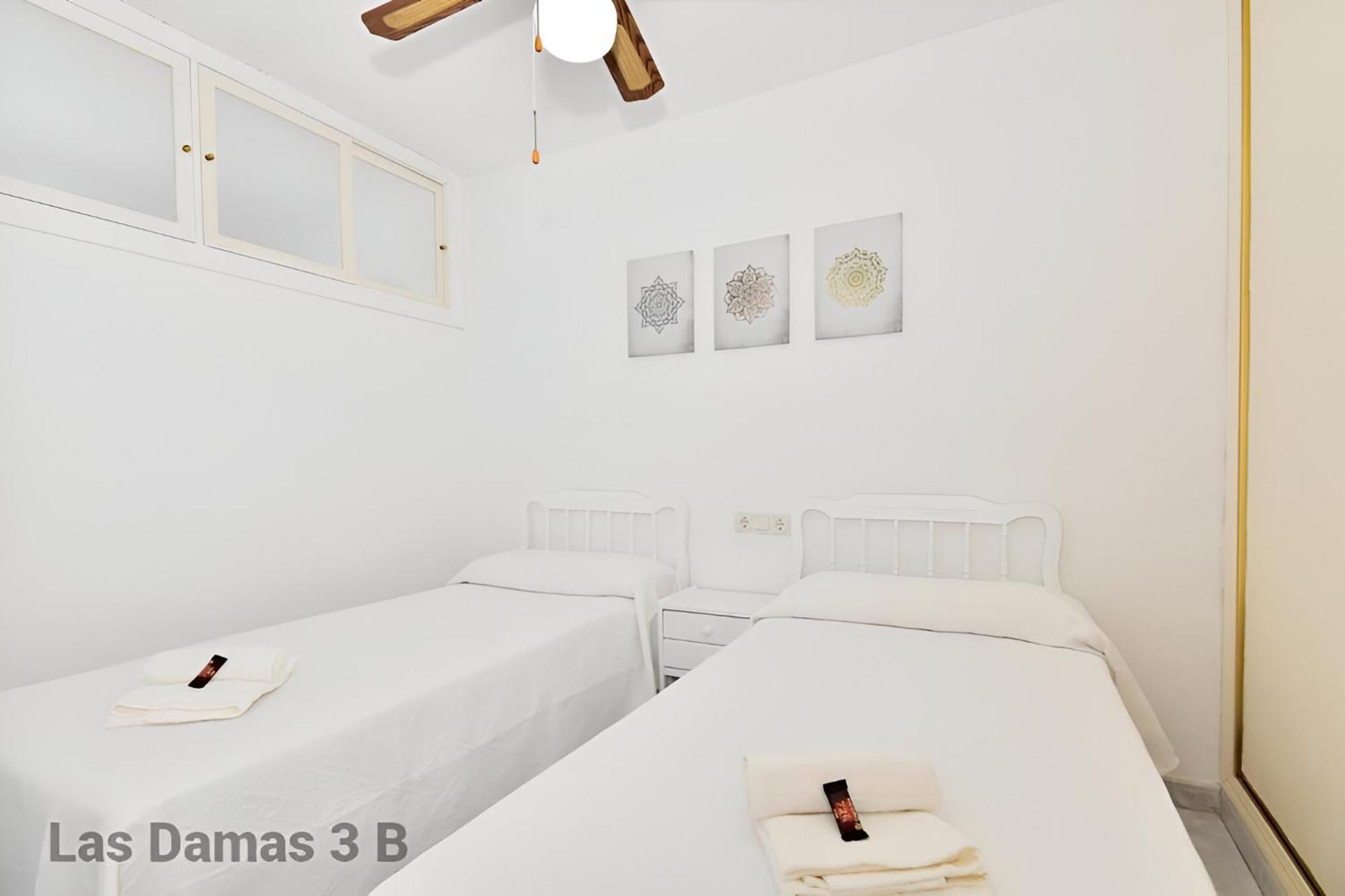 Las Damas 3B Beach Front - Pool & Parking Benidorm Bagian luar foto